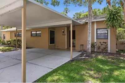 5063 Village Gardens Drive #9, Sarasota, FL 34234 - Photo 4