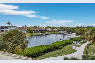 1906 Harbourside Drive #304, Longboat Key, FL 34228 - Photo 28
