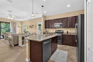 11417 Okaloosa Dr, Venice, FL 34293 - Photo 2