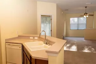4316 Via Piedra Cir, Sarasota, FL 34233 - Photo 6