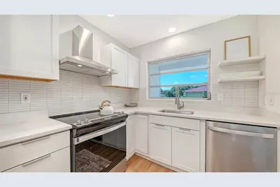 2719 Temple Street, Sarasota, FL 34239 - Photo 14