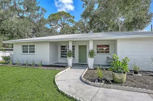 2719 Temple St, Sarasota, FL 34239 - Photo 2