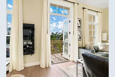 555 N Orange Avenue #306, Sarasota, FL 34236 - Photo 2