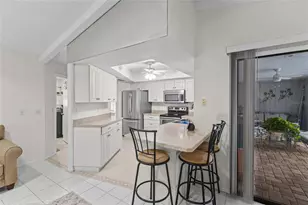 4308 Pasadena Cir, Sarasota, FL 34233 - Photo 12
