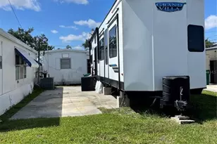 163 New York St, Palmetto, FL 34221 - Photo 1