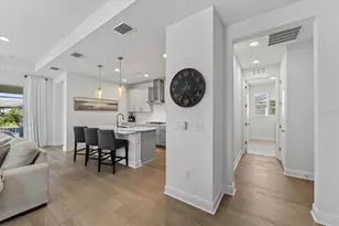 16929 Seraphic Trl, Bradenton, FL 34211 - Photo 6