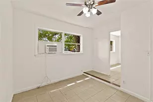 4222 18th St N, Saint Petersburg, FL 33714 - Photo 12