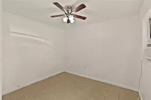4222 18th St N, Saint Petersburg, FL 33714 - Photo 14