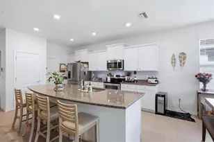 13819 Camden Crest Terrace, Lakewood Ranch, FL 34211 - Photo 4