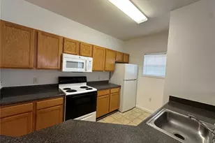 4802 51st Street W, Bradenton, FL 34210 - Photo 2