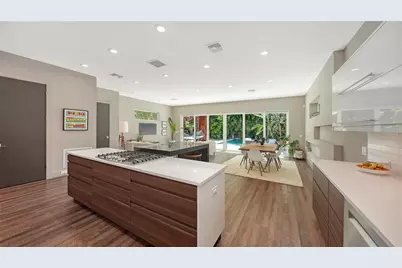 543 Columbia Court, Sarasota, FL 34236 - Photo 8