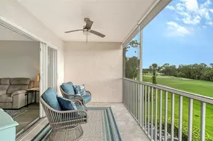 9320 Clubside Cir, Sarasota, FL 34238 - Photo 8