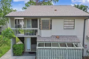 5677 Summerside Ln, Sarasota, FL 34231 - Photo 2