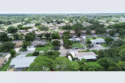 5677 Summer Side Lane #31B, Sarasota, FL 34231 - Photo 28