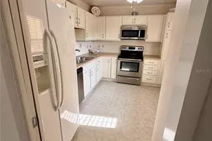 7880 Palm Aire Ln, Sarasota, FL 34243 - Photo 4