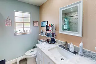 303 29th St E, Palmetto, FL 34221 - Photo 20