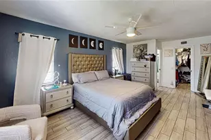 303 29th St E, Palmetto, FL 34221 - Photo 12