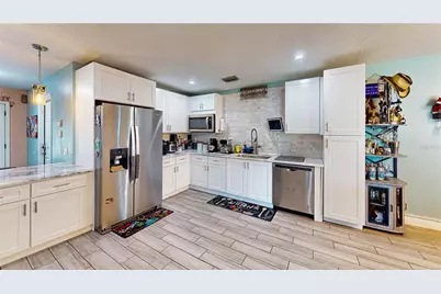 303 29th Street E, Palmetto, FL 34221 - Photo 8