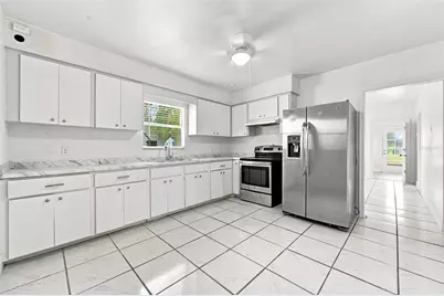 2425 9th Avenue E, Bradenton, FL 34208 - Photo 12
