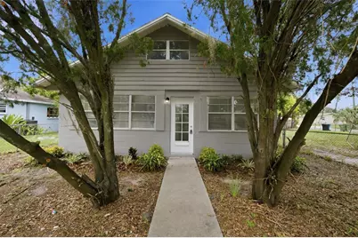 2425 9th Avenue E, Bradenton, FL 34208 - Photo 1