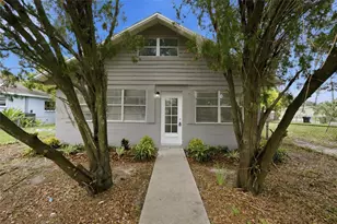 2425 9th Ave E, Bradenton, FL 34208 - Photo 1