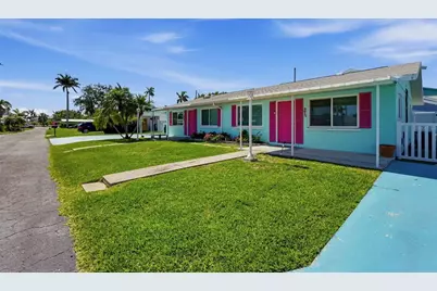 4517 103rd Street Court W, Bradenton, FL 34210 - Photo 2