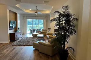 12051 Thornhill Ct, Lakewood Ranch, FL 34202 - Photo 6