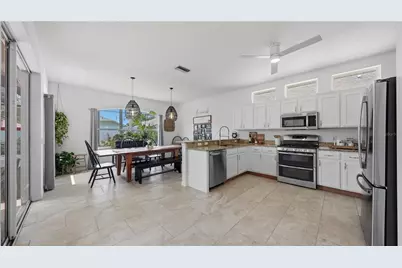 12630 Rockrose Glen, Lakewood Ranch, FL 34202 - Photo 4