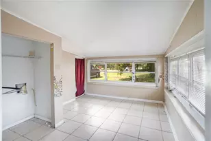 3917 Royal Palm Ave, Sarasota, FL 34234 - Photo 4