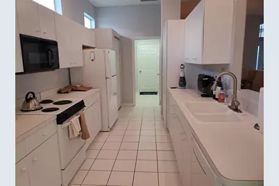 1141 Southlake Court, Venice, FL 34285 - Photo 8