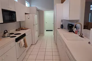 1141 Southlake Ct, Venice, FL 34285 - Photo 8