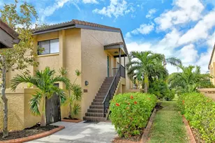 5644 Ashton Lake Dr, Sarasota, FL 34231 - Photo 2