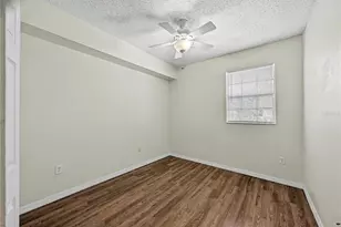 5701 Bentgrass Dr, Sarasota, FL 34235 - Photo 10