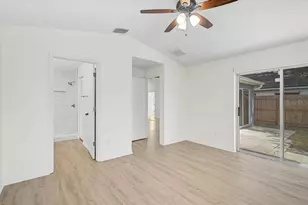 13616 Laraway Dr, Riverview, FL 33579 - Photo 10