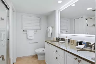 4401 Gulf Of Mexico Drive #907, Longboat Key, FL 34228 - Photo 26