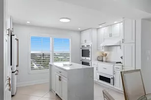 4401 Gulf Of Mexico Dr, Longboat Key, FL 34228 - Photo 16