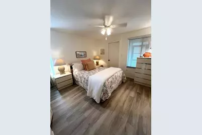 6214 Draw Lane #4, Sarasota, FL 34235 - Photo 14