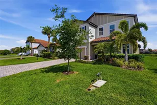 13705 Flat Woods Terrace, Bradenton, FL 34211 - Photo 4