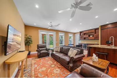 2395 Hyde Park Street, Sarasota, FL 34239 - Photo 4