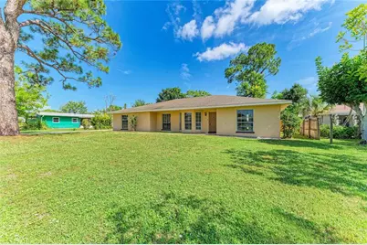 4404 18th Avenue W, Bradenton, FL 34209 - Photo 2