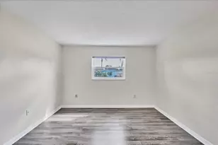 5800 Hollywood Blvd, Sarasota, FL 34231 - Photo 22