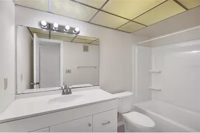 5800 Hollywood Boulevard #312, Sarasota, FL 34231 - Photo 20
