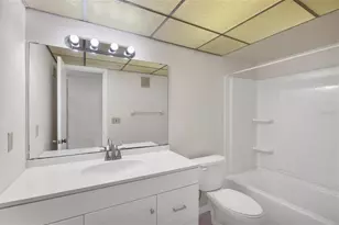 5800 Hollywood Blvd, Sarasota, FL 34231 - Photo 20