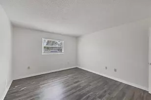 5800 Hollywood Blvd, Sarasota, FL 34231 - Photo 18