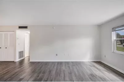 5800 Hollywood Boulevard #312, Sarasota, FL 34231 - Photo 4