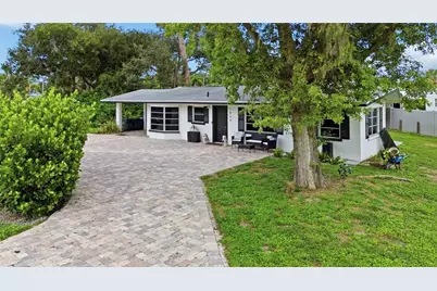 1909 Buccaneer Drive, Sarasota, FL 34231 - Photo 6