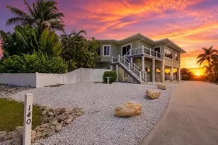 140 50th St, Holmes Beach, FL 34217 - Photo 40