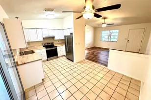 3977 Vana Dr, Sarasota, FL 34241 - Photo 8
