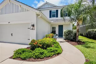 10113 Canaveral Cir, Sarasota, FL 34241 - Photo 2
