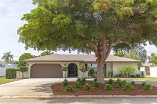 4005 17th Ave W, Bradenton, FL 34205 - Photo 1